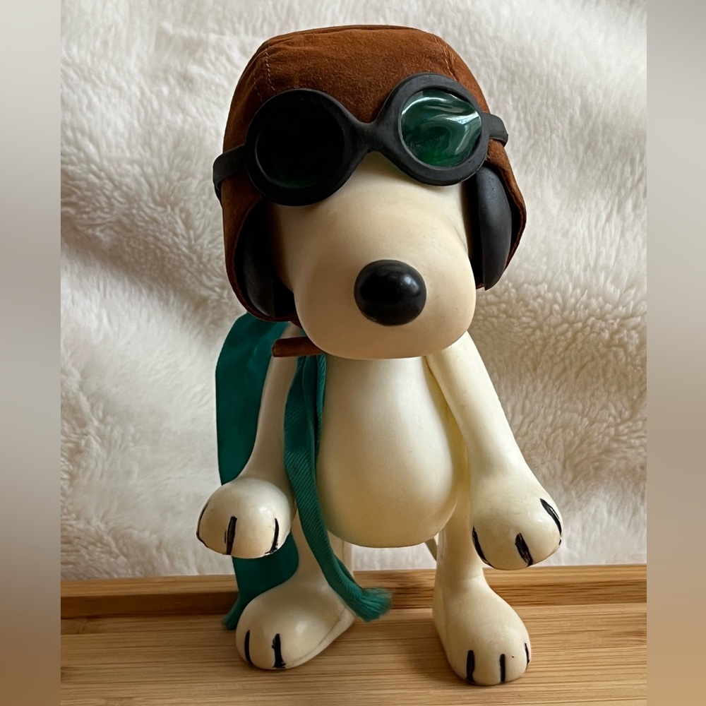 VTG 1966 United Features Syndicate SNOOPY Aviator Pilot Collectible Figure Doll